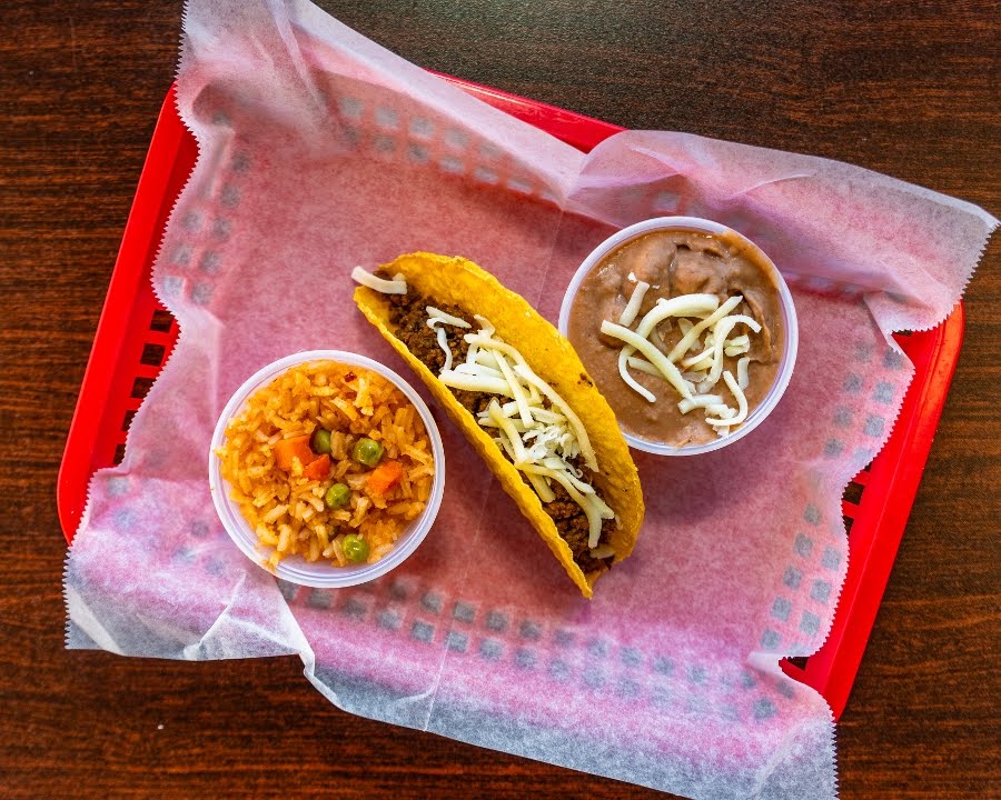 Uno Dos Tacos by null