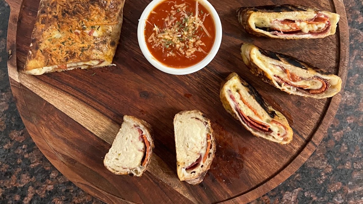 Passione Wood Oven Pizza & Wings by null