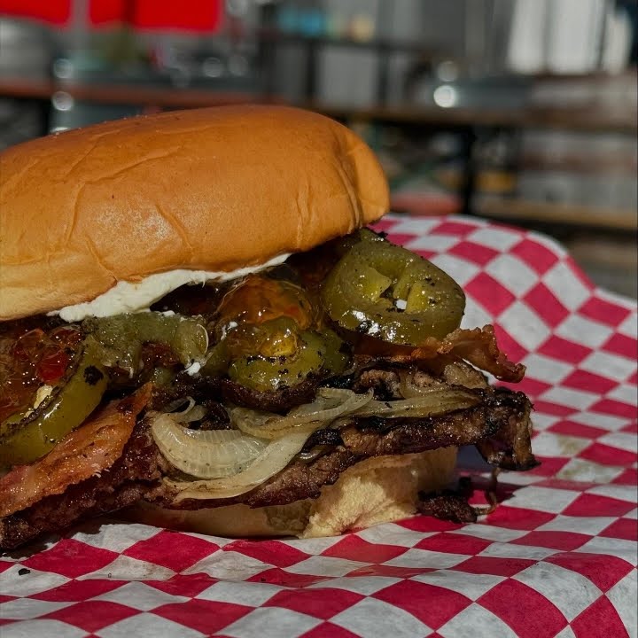 Cledis Burgers & Beer Garden by null