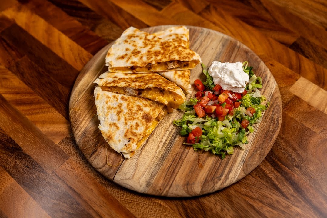 Local House Kitchen & Bar by null