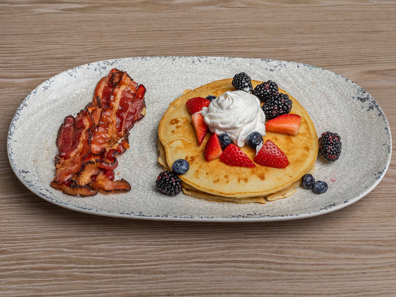 Fins Bar & Grill by null