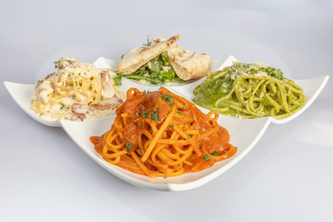 La Fontana Italian Restaurant & Pizzería by null