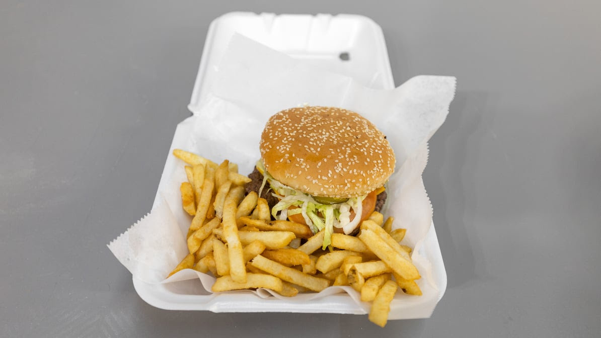 Shark’s food mart by null