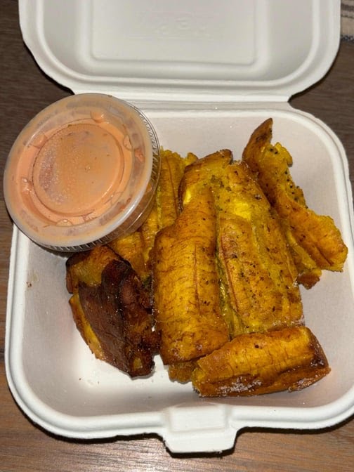 Flores Restaurant and Bar by null