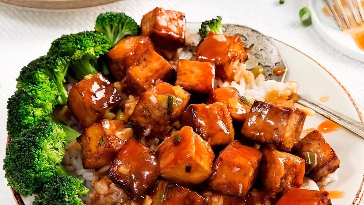 Mee Noodle Shop & Grill by null