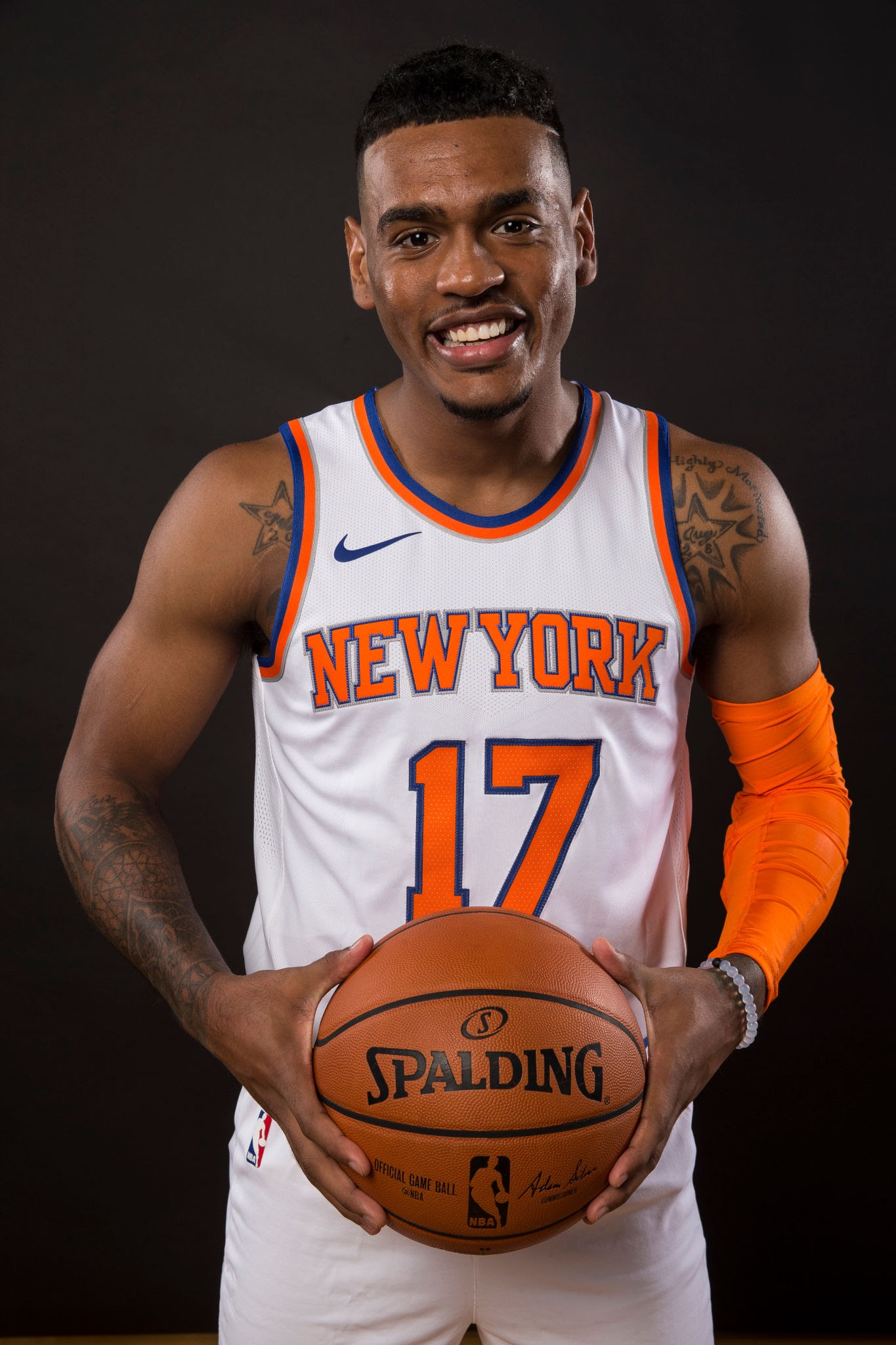 images?q=tbn:ANd9GcRZw3UoPFObi6wjmAS2Mg4