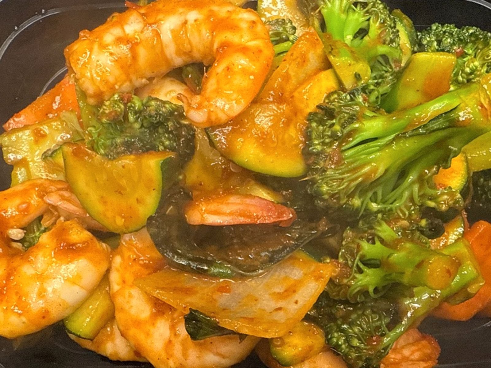 Dozo Sushi Asian Cuisine by null