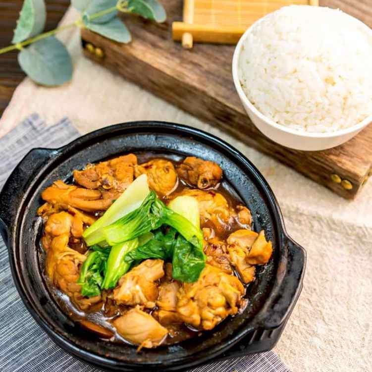 LuDingJi Noodles by null