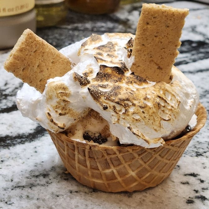 Twisted Cookie by null