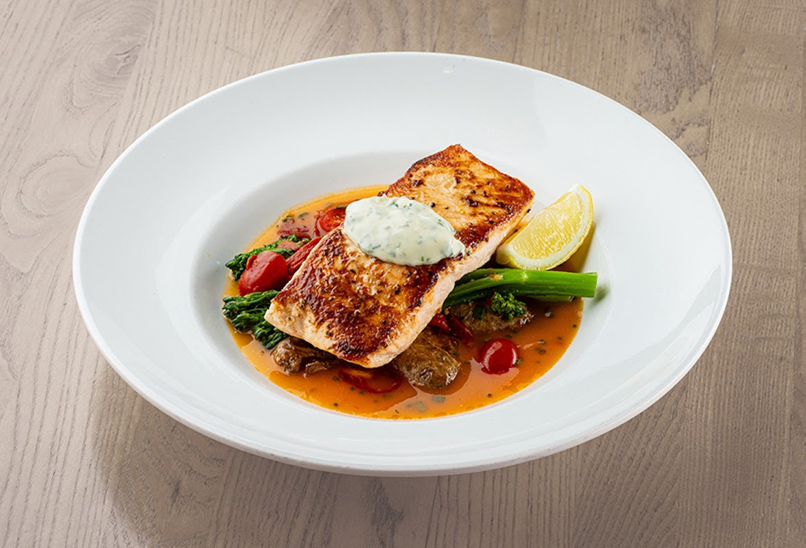 Cooper’s Hawk Winery & Restaurant by null