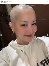 深夜 丸坊主 女性|剃髪 女子 バリカン | TikTok