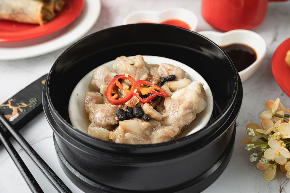 Dim Sum Box Restaurant & Cocktail Bar by null