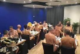 裸体餐厅|英国首家裸体餐厅火爆开业服务生穿树叶[2]- 中国日报网