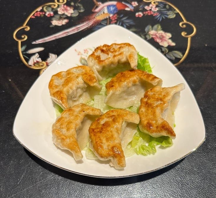 Taiwan Restaurant by null