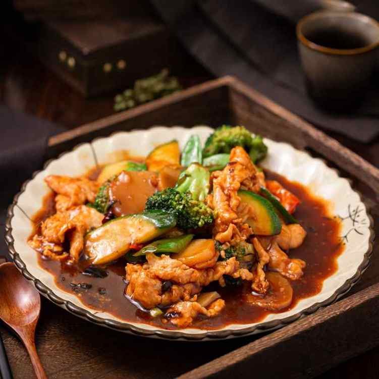 Full Kee Restaurant by null