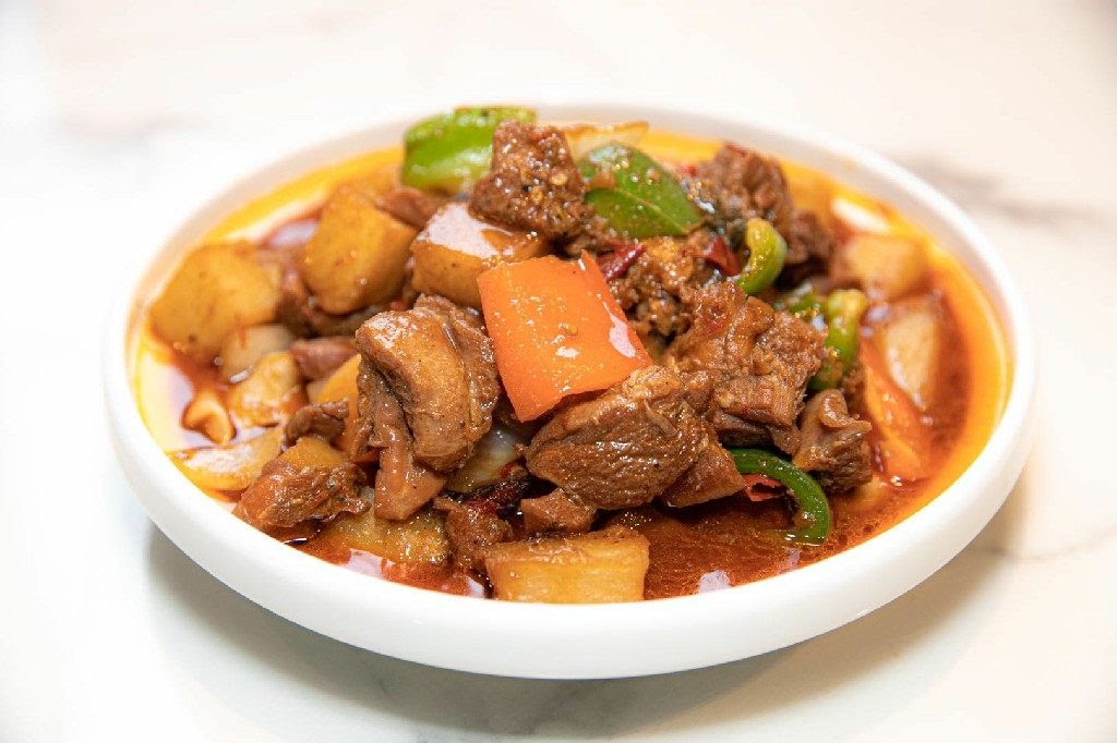 DH Noodles & Grill 敦煌兰州牛肉拉面 by null