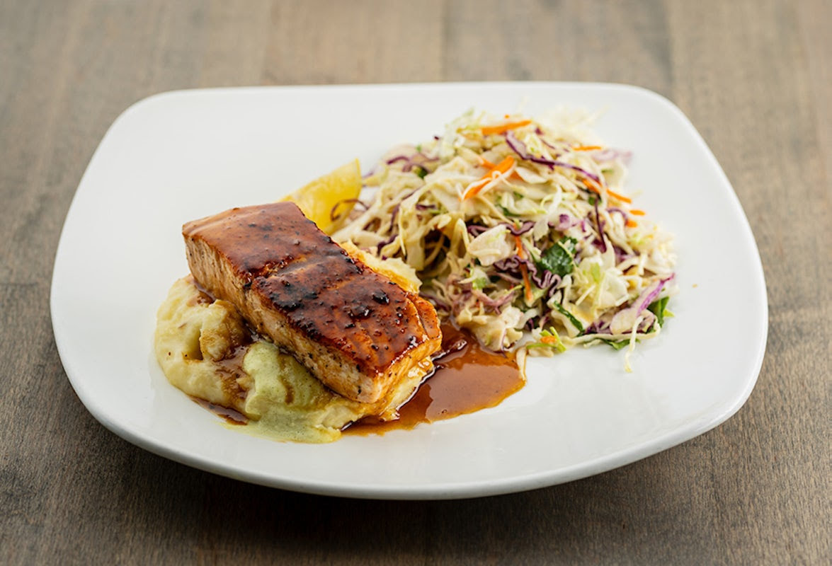 Cooper’s Hawk Winery & Restaurant by null