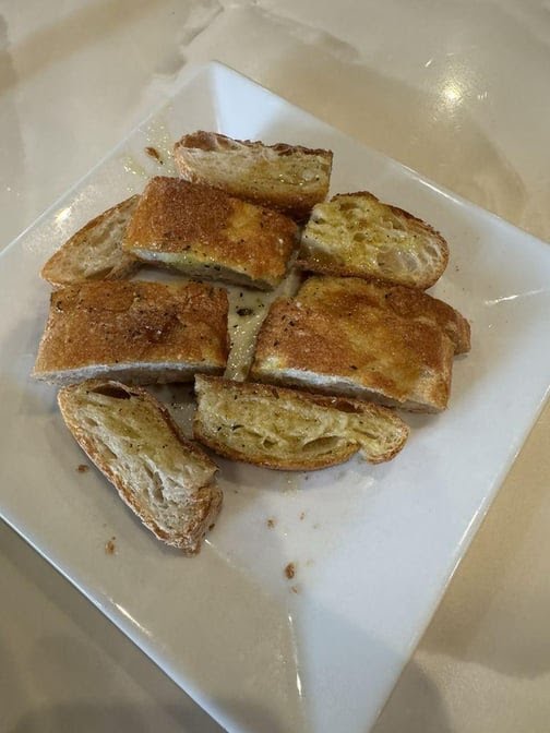 Agliolio ~ a FRESH Take on Italian by null