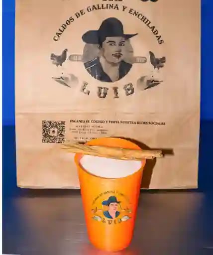 Caldos de Gallina "Luis" by null