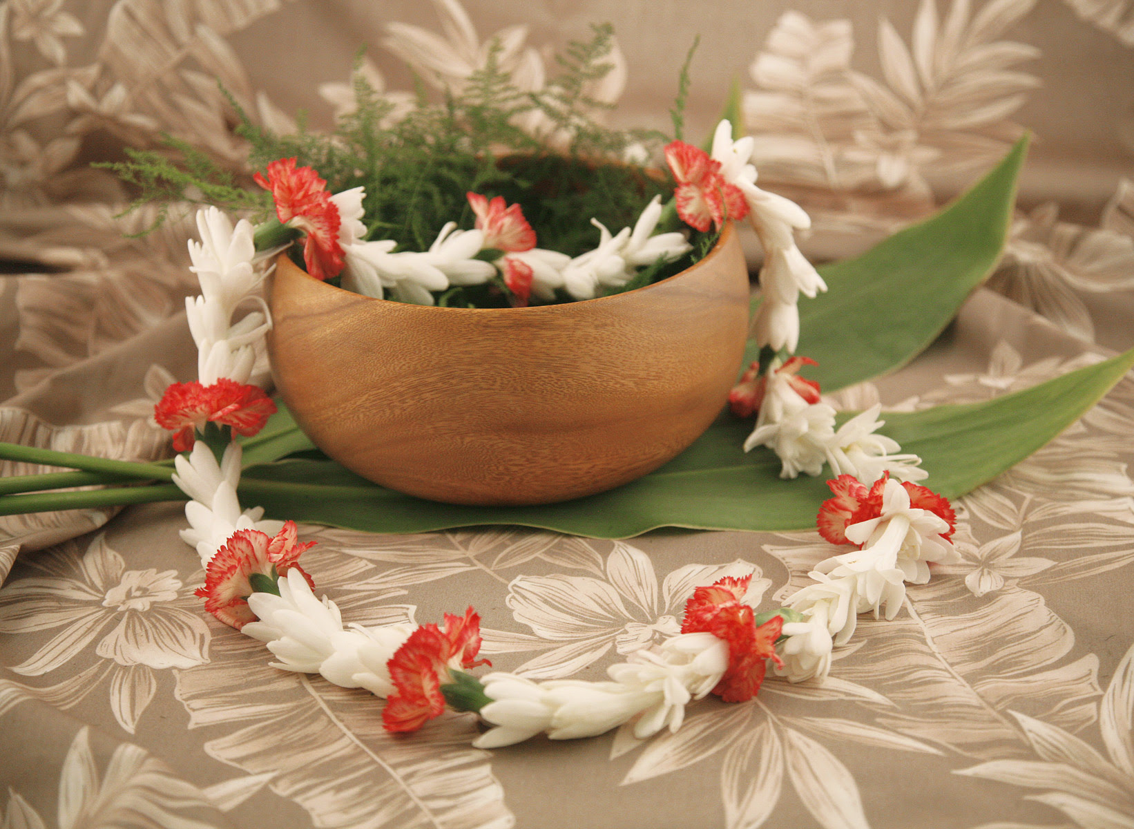 Aloha Island Lei and Floral by null