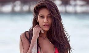 Hot poonam pandey posing in a pool in bikini jpg x Poonam pandey real sex video