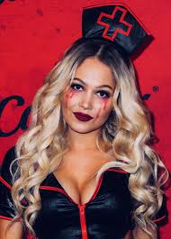 Kelli berglund autograph jpg x Kelli berglund sexy