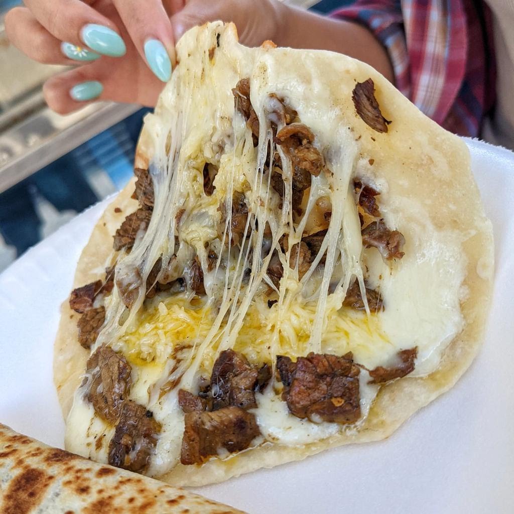 Asadero Chikali by null