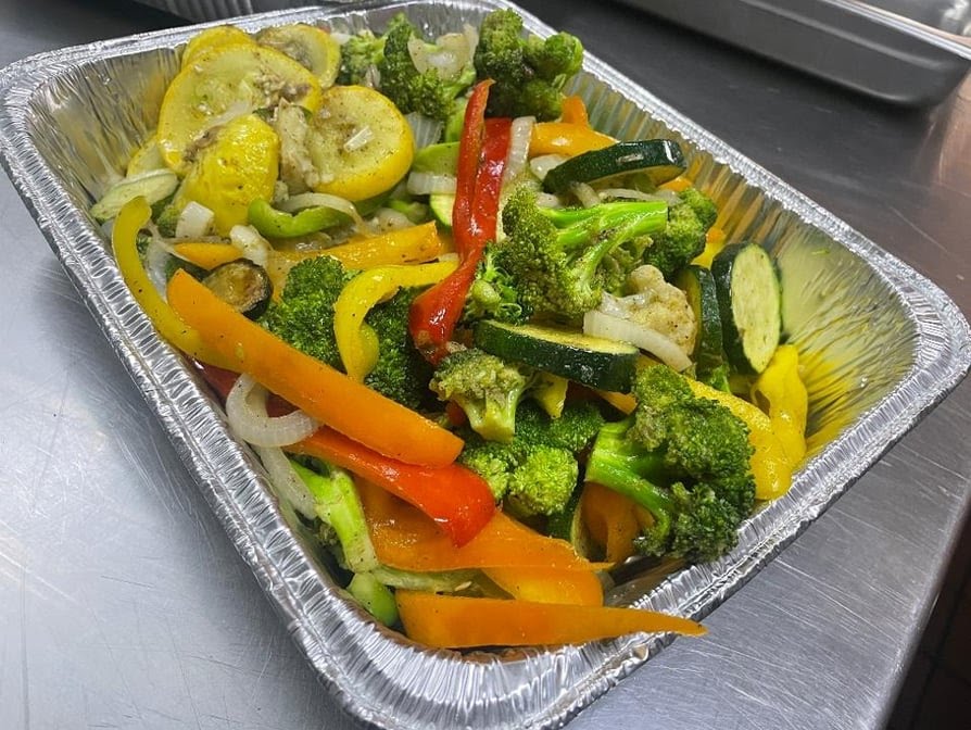 Cocobreeze Caribbean Restaurant and Bakery by null