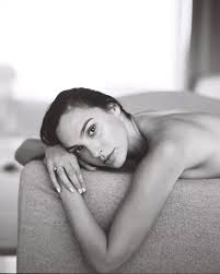 Hot imagination gal gadot facebook jpg x Gal gadot sexy pics