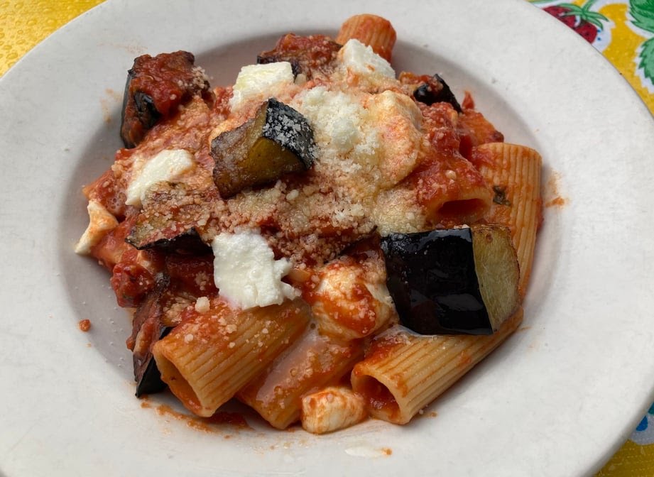 Lil' Frankie's by null