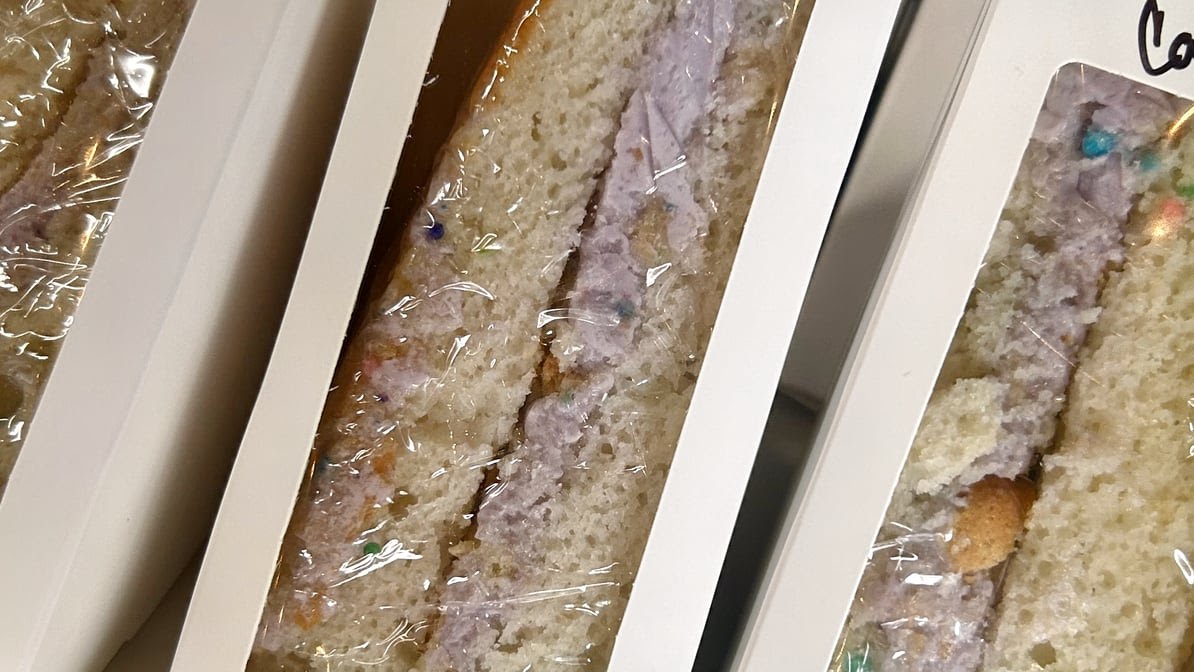 Honeysuckle Cafe by null