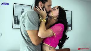 Basra emraan hashmi kissing mrskinindia jpg x Basra emraan hashmi kissing mrskinindia