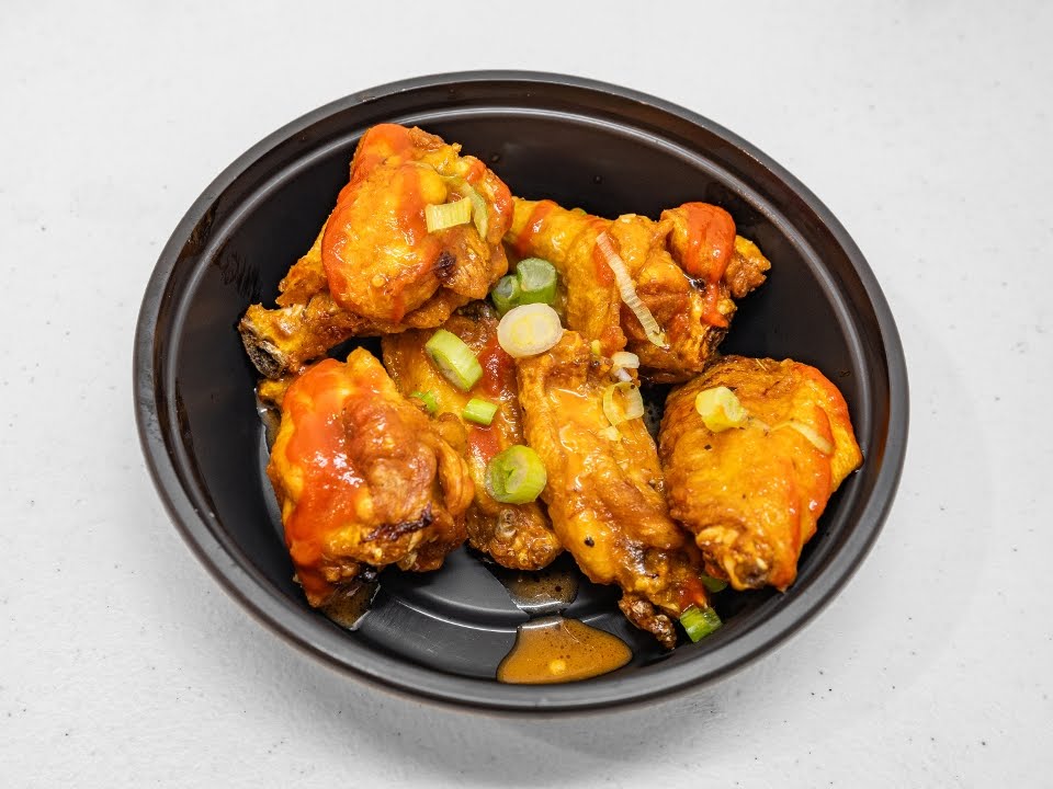 Momo King STL by null