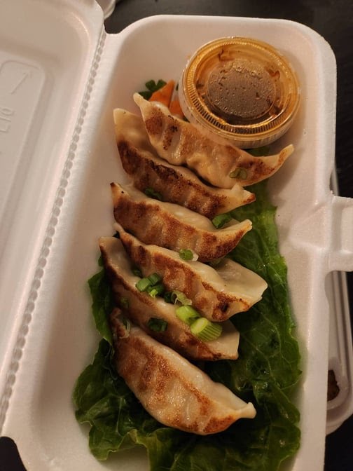 Wing Chow by null