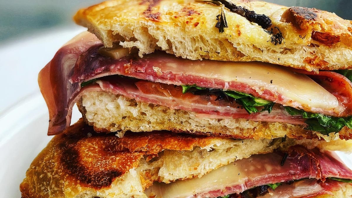 Rina's Pizzeria & Cafe by null