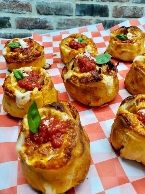 Dough Head Pizza by null
