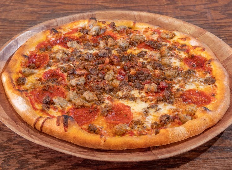 Britt's Pizza by null