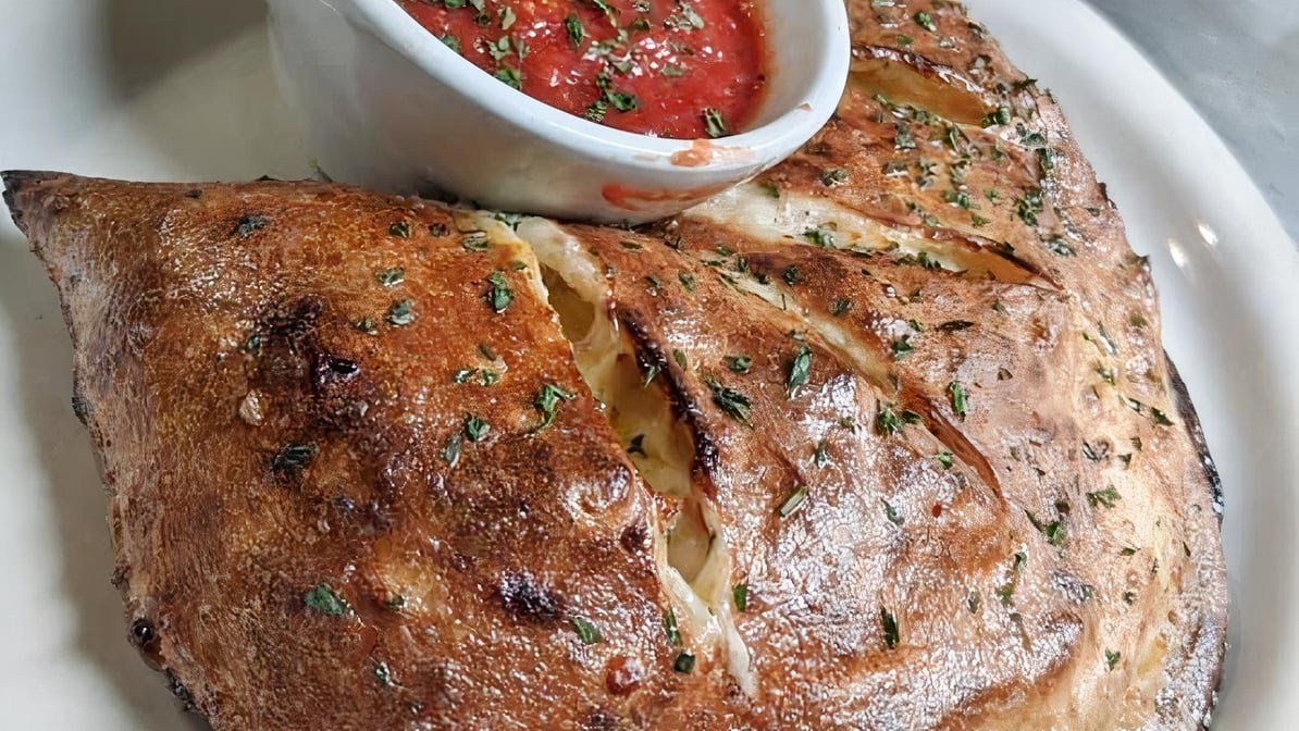 Dough Boyz Pizza & Wings by null