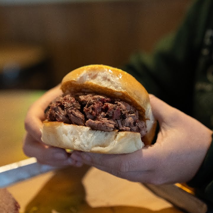 Heim Barbecue on Mockingbird by null