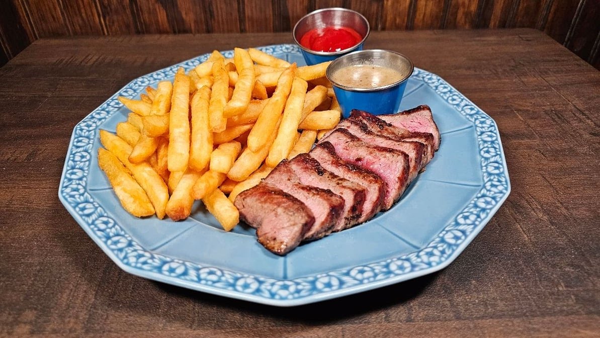 Duke's Grocery by null