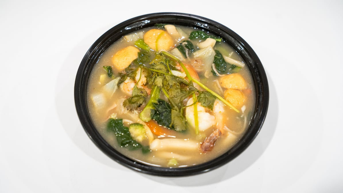 Pho & Cafe Anh Hong by null