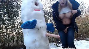 Easaatbaaaaaa eoeuxsn rak oyy jpg x Girl fucks snowman