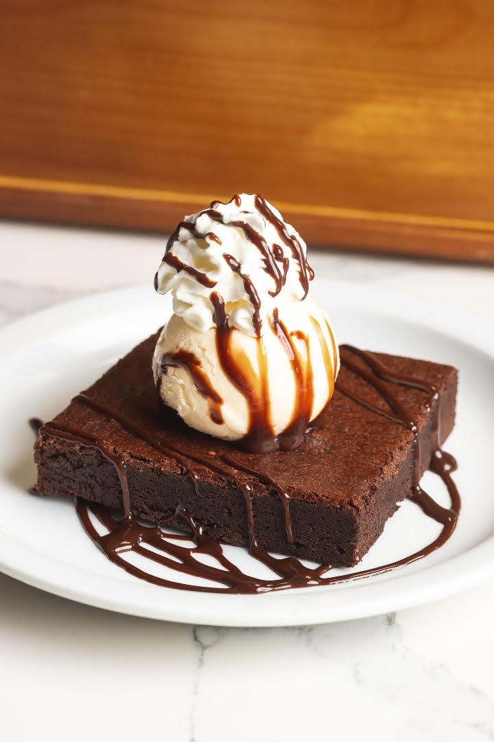 Water Street Oyster Bar by null