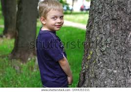 children pissing|Little girl pissing on the potty の Stock フォト | Adobe Stock