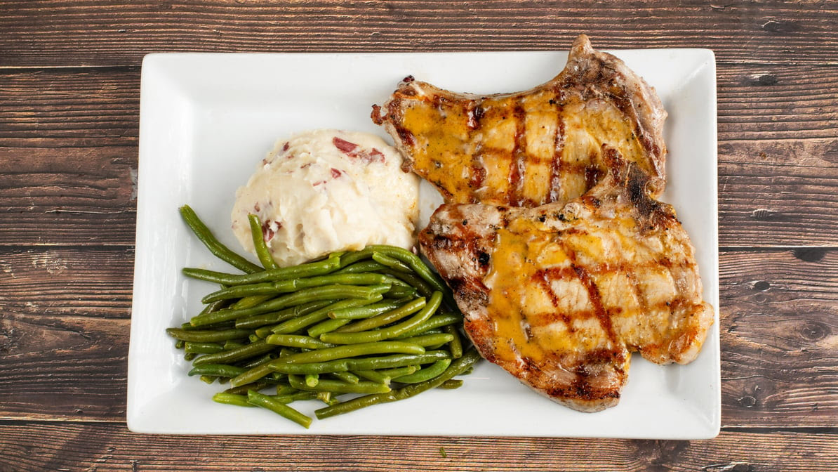 Live Oak Grill by null