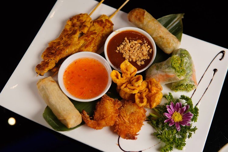 Green Papaya Thai Sushi cuisine（Beach Blvd） by null