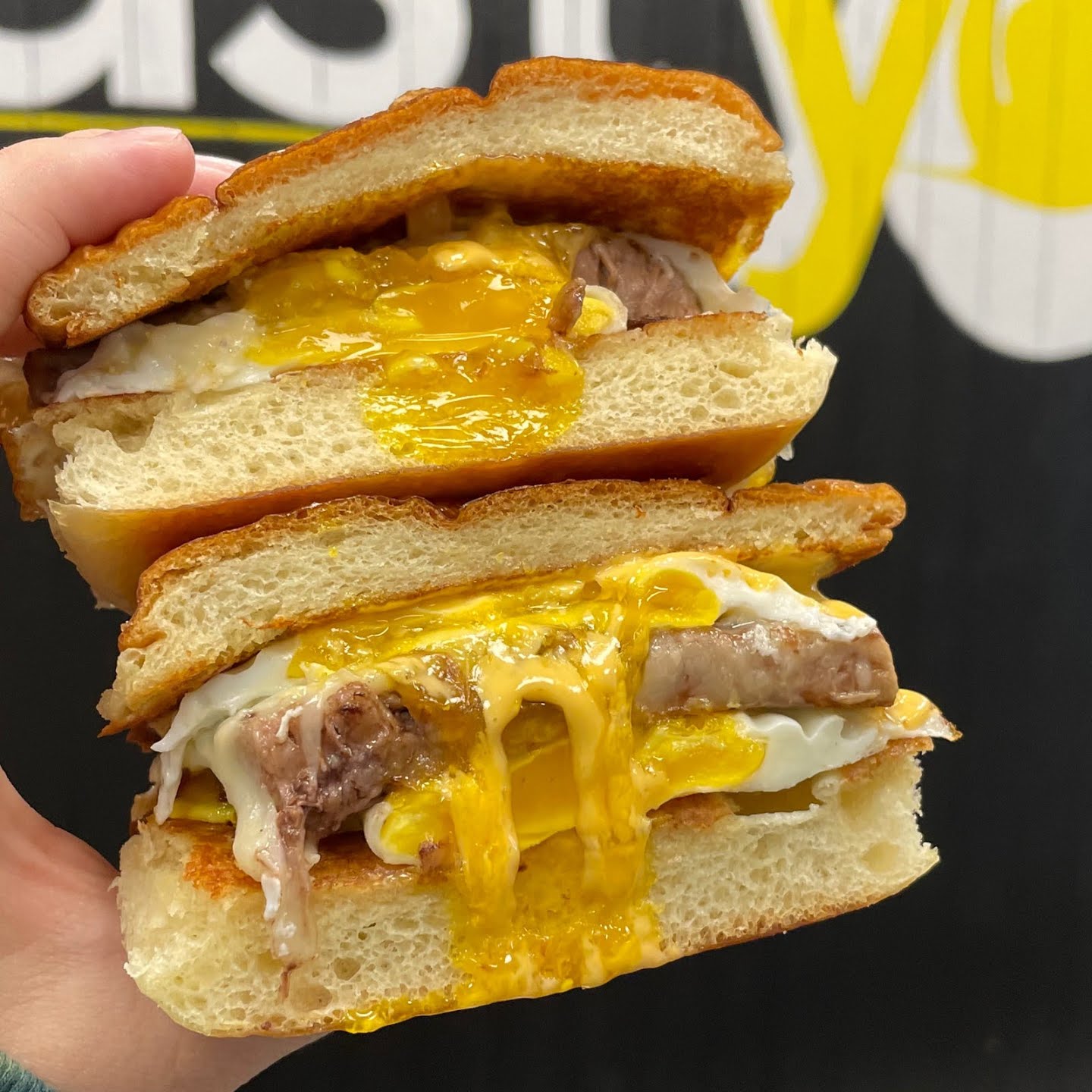 The Tasty Yolk by null