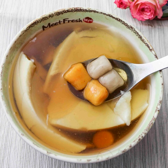 Meet Fresh 鲜芋仙 by null