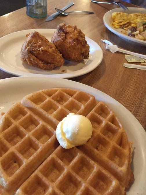 Zeke's Eatin' Place by null