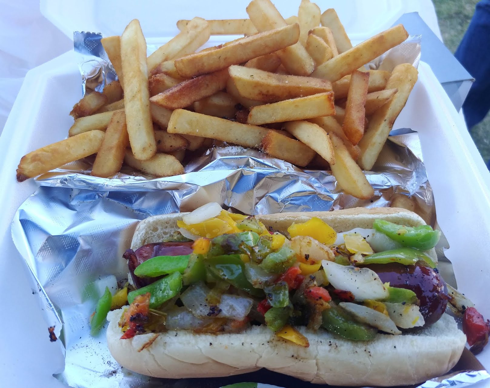 Hit The Spot Catering Cafe by null